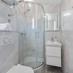 ゲストハウス Almas - Heated Pool, Sauna, Gym And Tennis Court 4*